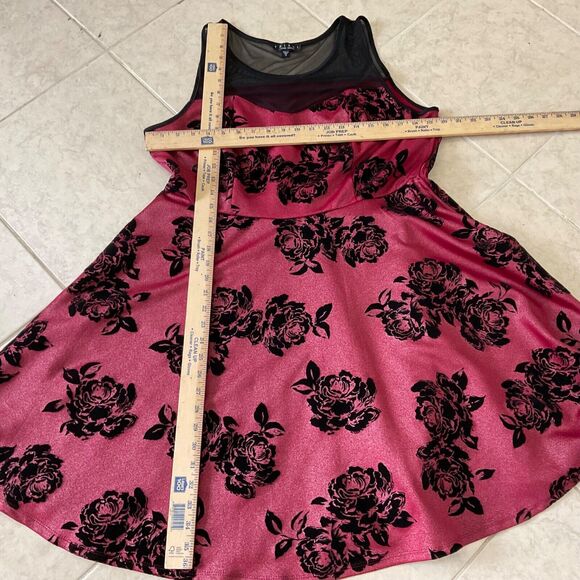 Trixxi Flocked Fit & Flare Skater Dress women plus size 1X Retro Pinup pink shim - Picture 4 of 9